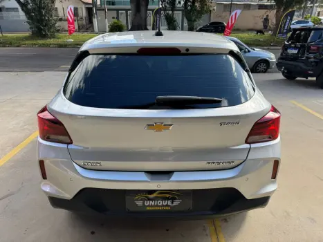 ONIX HATCH PREM. 1.0 12V TB Flex 5p Aut.