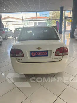 CLASSIC 1.0 MPFI Sedan 8V