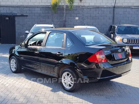 FIESTA 1.6 MPI Class Sedan 8V