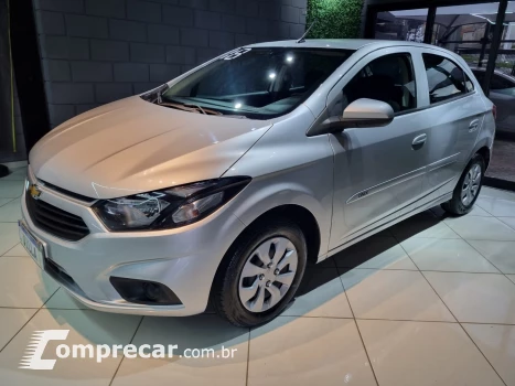 CHEVROLET ONIX 1.0 LT 4 portas