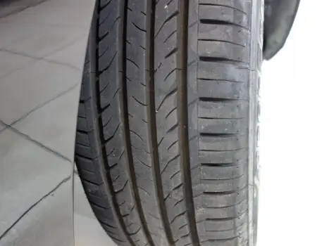 ONIX - 1.4 MPFI LT 8V 4P MANUAL