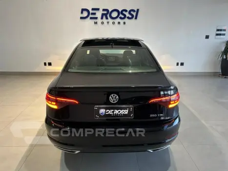 JETTA R-LINE 250 TSI 1.4 FLEX 16V AUT.