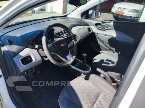 Onix Hatch 1.4 4P FLEX LT