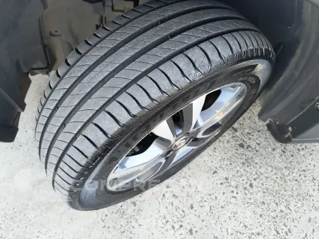 SANDERO 1.6 16V SCE Stepway Iconic