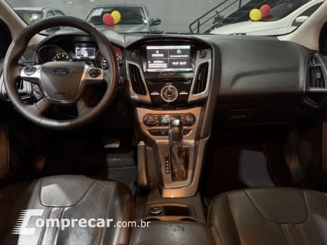 FOCUS HATCH - 2.0 TITANIUM 16V 4P POWERSHIFT