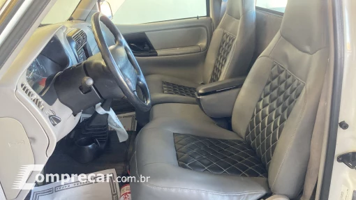 FORD RANGER 4.0 XL 4X4 CS V6 12V 2 portas