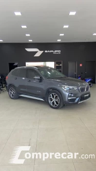 BMW X1 2.0 16V Turbo Activeflex Sdrive20i 4 portas