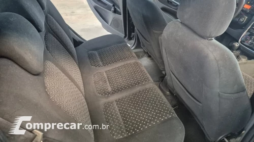 PUNTO 1.8 HLX 8V