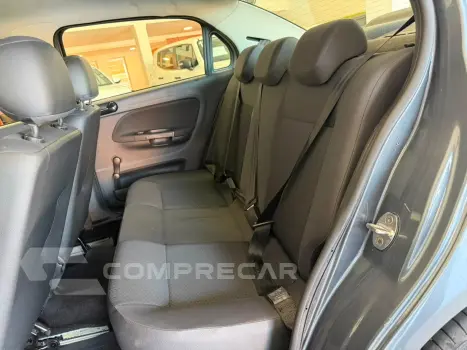 VOLKSWAGEN VOYAGE 1.0 Flex 12V 4p