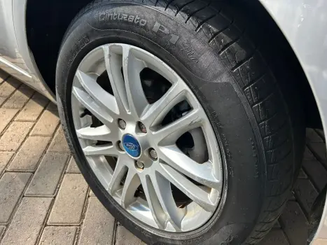 Focus Sedan 2.0 16V/2.0 16V Flex 4p
