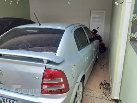 ASTRA 2.0 MPFI Advantage 8V