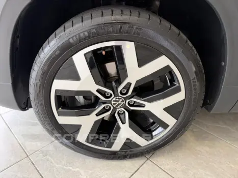 TAOS Highline 1.4 250 TSI Flex Aut.