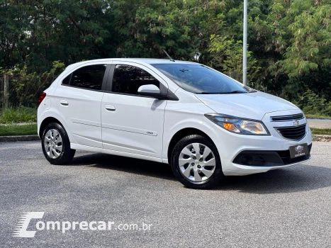 CHEVROLET Onix 1.4 LT SPE/4 4 portas