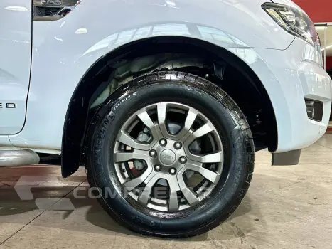 RANGER 3.2 XLT 4X4 CD 20V DIESEL 4P AUTOMÁTICO