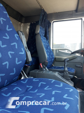 Iveco tector 240E22