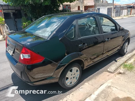FIESTA 1.6 Rocam SE Plus Sedan 8V