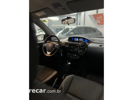 ETIOS 1.5 X PLUS SEDAN 16V FLEX 4P AUTOMÁTICO