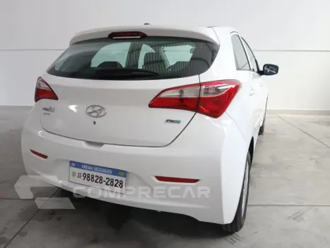 HB20 - 1.0 COMFORT PLUS 12V 4P MANUAL