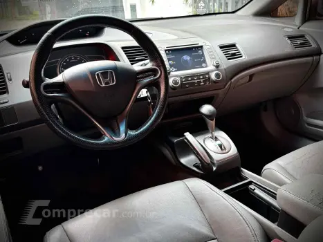 CIVIC 1.8 LXS 16V GASOLINA 4P AUTOMÁTICO