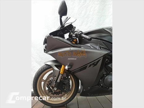YZF R1