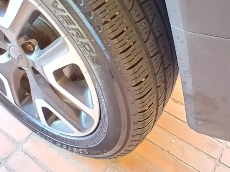 RENEGADE 1.8 16V Longitude