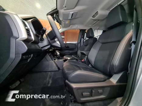 TRITON HPE-S 2.4 CD 4x4 TB DIESEL AUT.