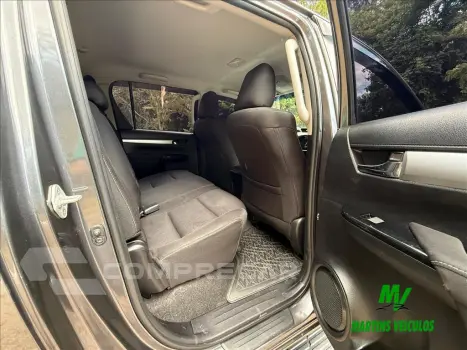 HILUX 2.8 D-4D TURBO DIESEL CD SR 4X4 AUTOMÁTICO