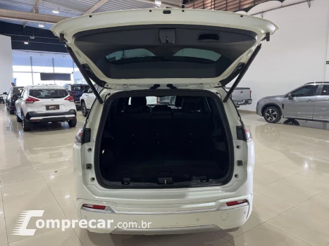 COMMANDER 1.3 T270 Turbo Overland