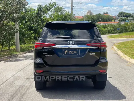 HILUX SW4 2.8 D-4d Turbo Diamond 7L 4X4