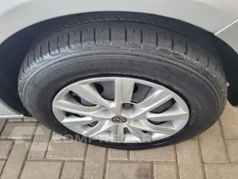 FOX - 1.6 MI PRIME 8V 4P MANUAL