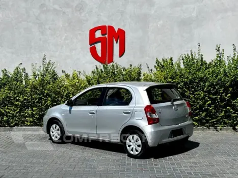ETIOS HATCH - 1.5 XS 16V 4P MANUAL