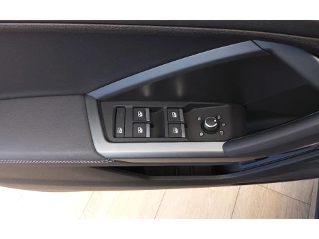 Q3 2.0 40 TFSI GASOLINA SPORTBACK PERFORMANCE BLACK PLUS QUA