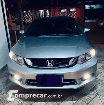 Honda CIVIC 2.0 LXR 16V 4 portas