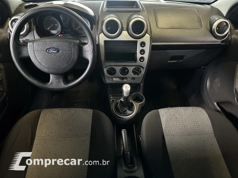 FIESTA 1.6 MPI Class Sedan 8V