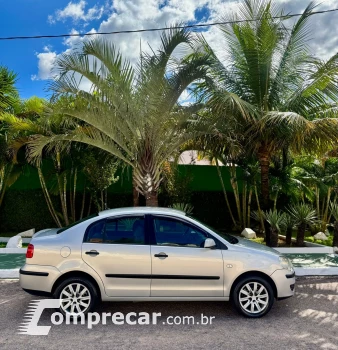 POLO SEDAN 1.6 MI Comfortline 8V