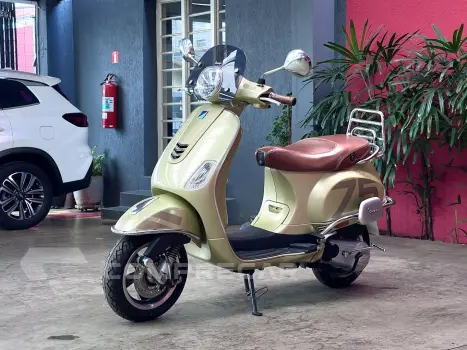 VESPA CLASSIC VXL 150