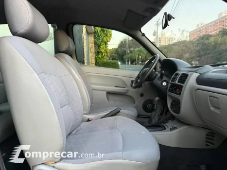 Clio Authentique 1.0/1.0 Hi-Power 16V 3p
