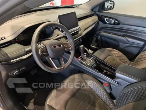 Commander 2.0 16V 4P HURRICANE 4 TURBO BLACKHAWK AUTOMÁTICO