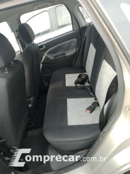 Fiesta Sedan 1.6 4P FLEX