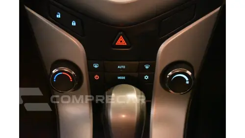 CRUZE SEDAN - 1.8 LT 16V 4P AUTOMÁTICO