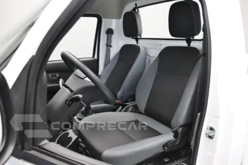V21 Cabine Simples 1.5 BAÚ