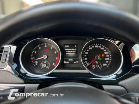 JETTA 2.0 TSI HIGHLINE 211CV GASOLINA 4P TIPTRONIC