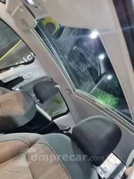 208 1.0 Turbo 200 Griffe