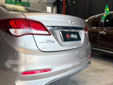 HB20S - 1.0 COMFORT PLUS 12V 4P MANUAL