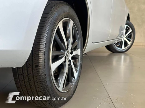 YARIS SD XS 15 AT