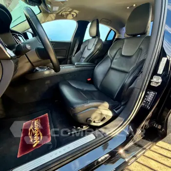 S60 T-4 MOMENTUM 2.0 190cv 4p