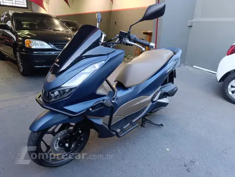 PCX 160 DLX