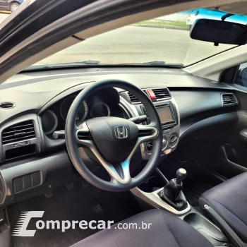 CITY Sedan DX 1.5 Flex 16V Mec.