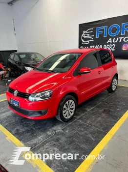 Volkswagen VOLKSWAGEN CROSSFOX 1.6 MI 8V 4 portas
