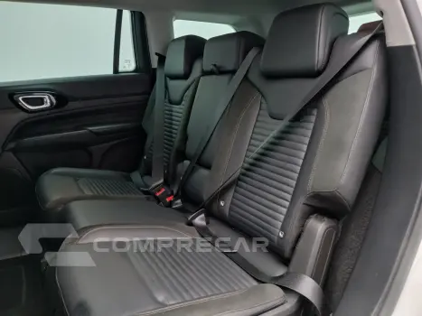 COMMANDER 1.3 T270 TURBO FLEX LIMITED AT6